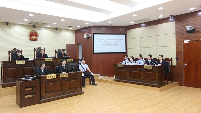 一起不正当竞争行政诉讼案,让上海浦东新区副区长坐上被告席,背后有何原因?